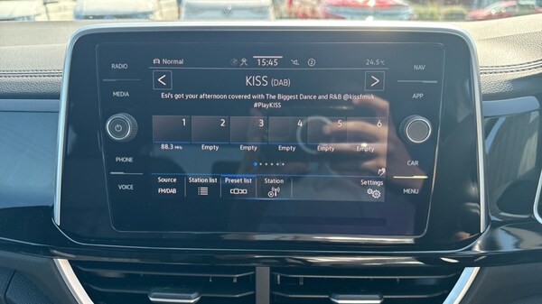 Used Volkswagen T-Roc 2024 for sale - 76190949: Photo 25