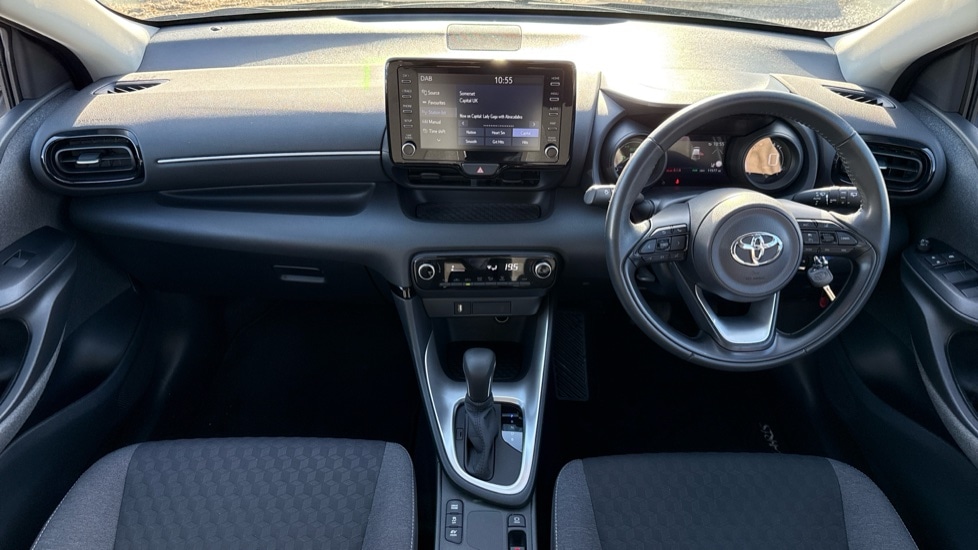 Used Toyota Yaris 2021 for sale - 76552571: Photo 11