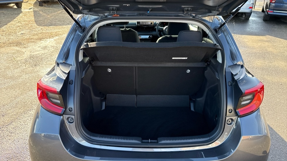 Used Toyota Yaris 2021 for sale - 76552571: Photo 15