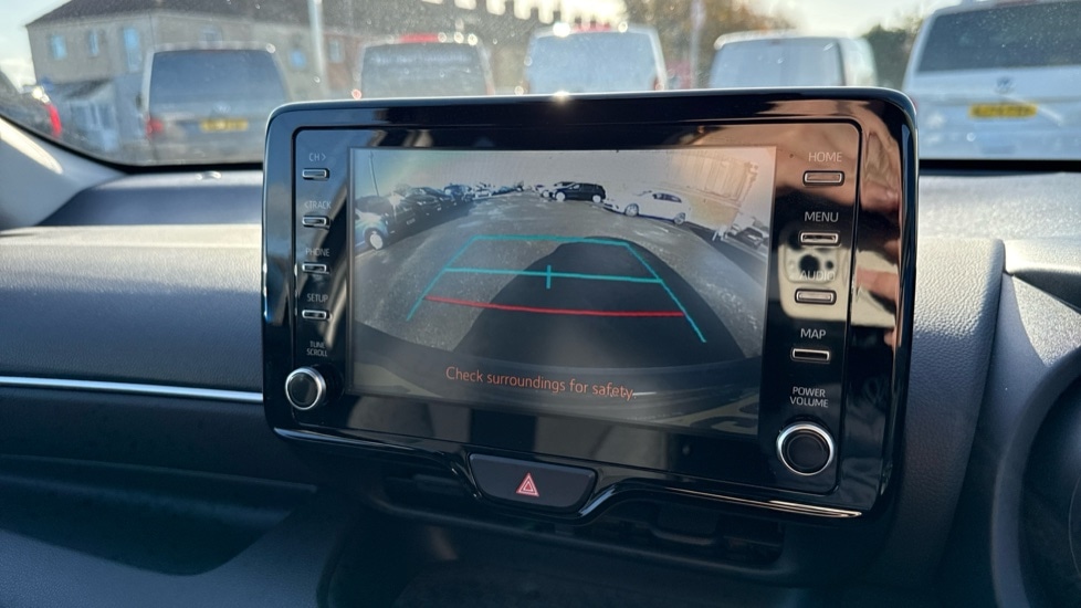 Used Toyota Yaris 2021 for sale - 76552571: Photo 26