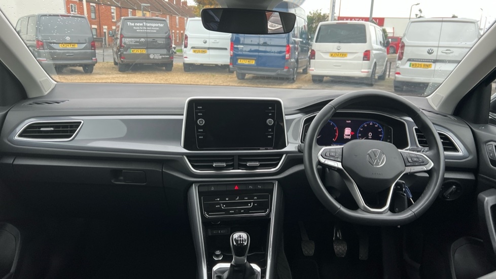 Used Volkswagen T-Roc 2024 for sale - 76479732: Photo 12