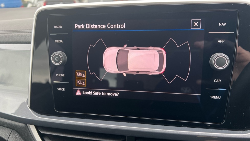 Used Volkswagen T-Roc 2024 for sale - 76479732: Photo 30