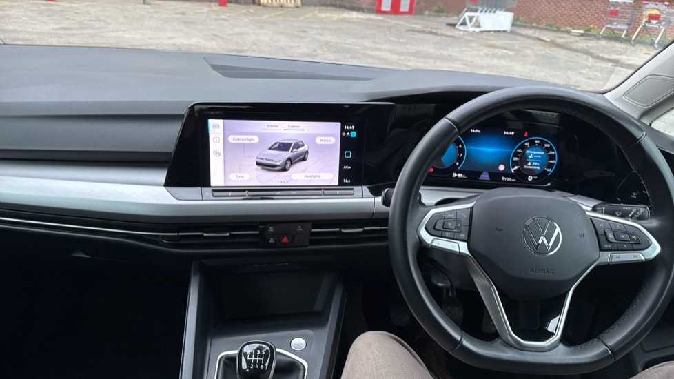 Used Volkswagen Golf 2024 for sale - 76870355: Photo 12