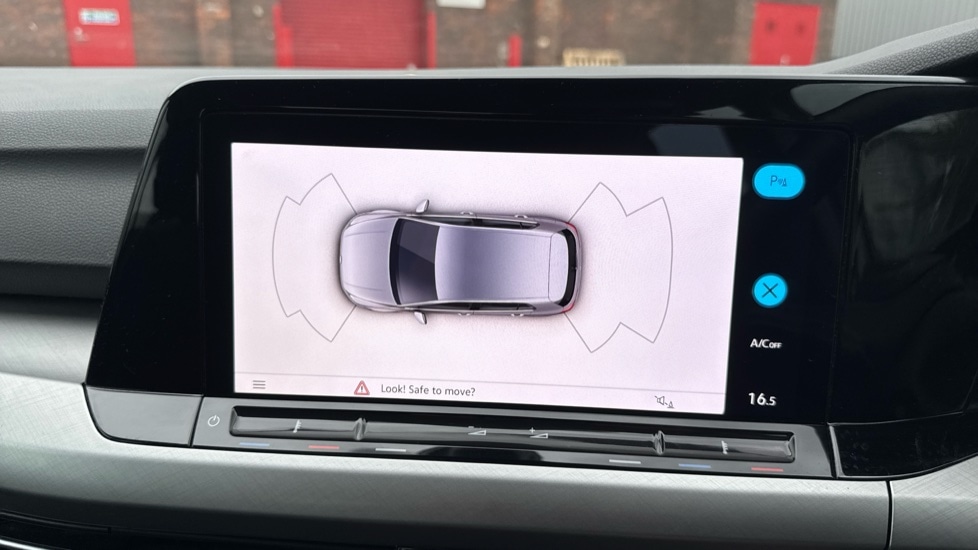 Used Volkswagen Golf 2024 for sale - 76870355: Photo 22