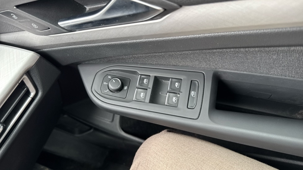 Used Volkswagen Golf 2024 for sale - 76870355: Photo 26