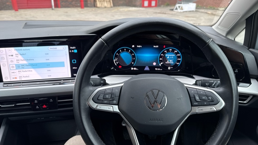 Used Volkswagen Golf 2024 for sale - 76870355: Photo 27