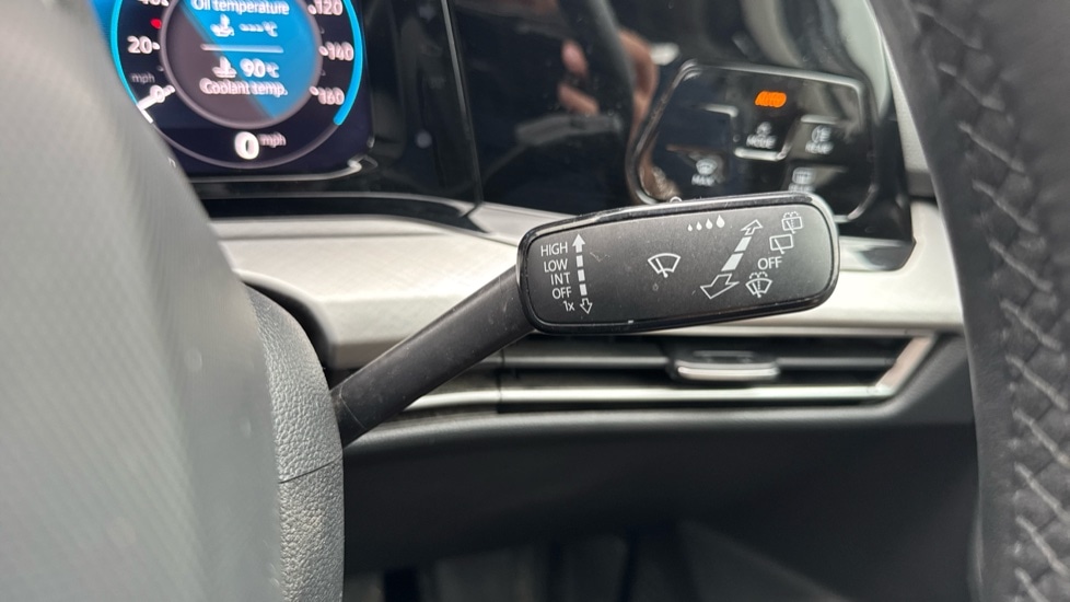 Used Volkswagen Golf 2024 for sale - 76870355: Photo 31