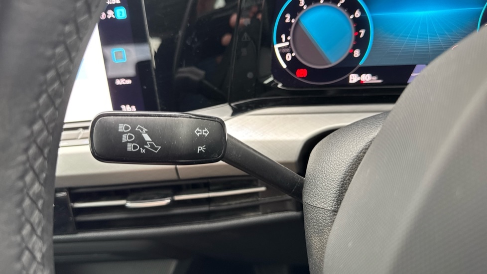 Used Volkswagen Golf 2024 for sale - 76870355: Photo 32