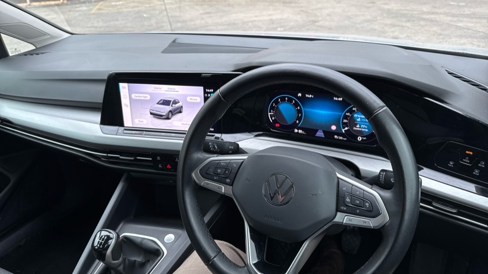 Used Volkswagen Golf 2024 for sale - 76870355: Photo 6