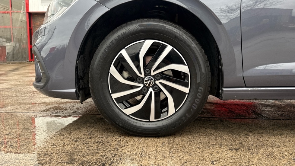 Used Volkswagen Polo 2024 for sale - 76873540: Photo 18