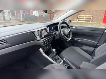 Used Volkswagen Polo 2024 for sale - 76873540: Photo