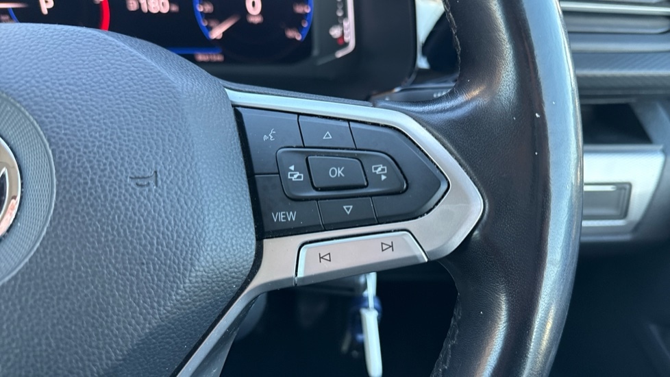 Used Volkswagen Caravelle 2020 for sale - 76691500: Photo 25