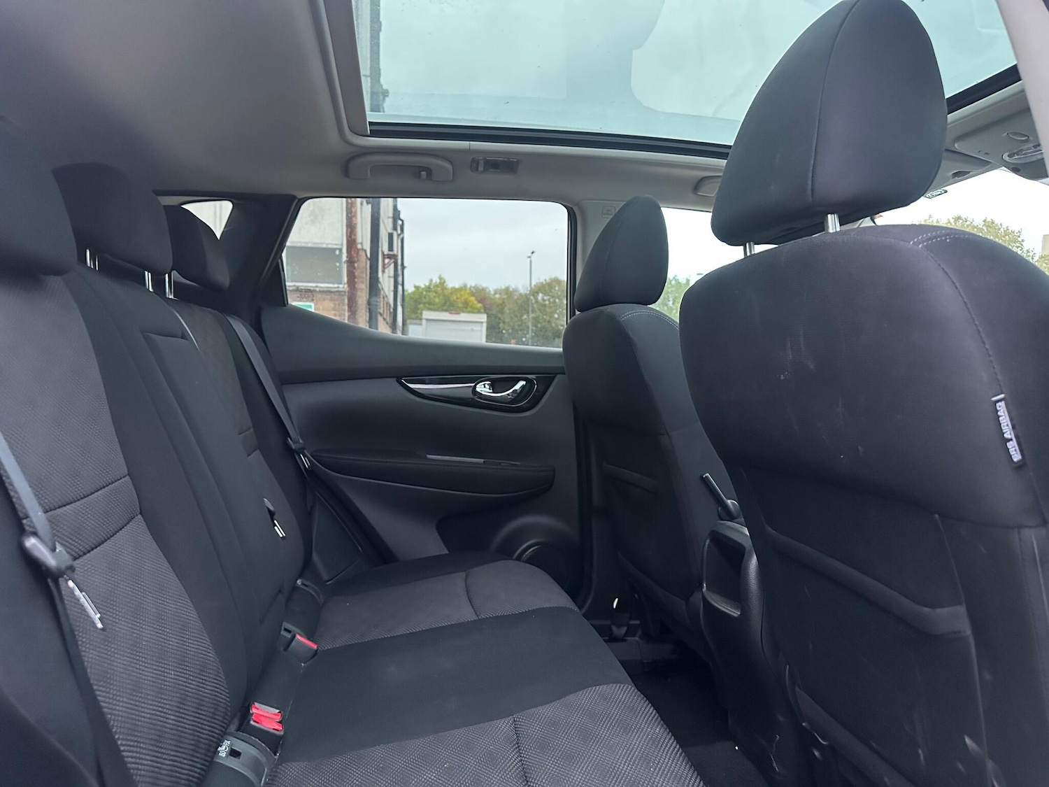 Used Nissan Qashqai 2015 for sale - 76316046: Photo 14