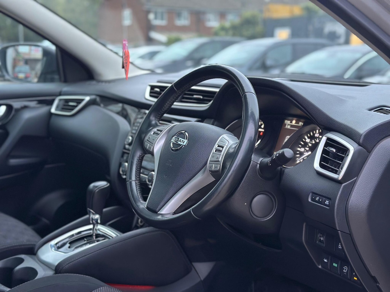 Used Nissan Qashqai 2015 for sale - 76316046: Photo 17