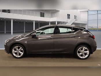 Used Vauxhall Astra 2016 for sale - 76022840: Photo