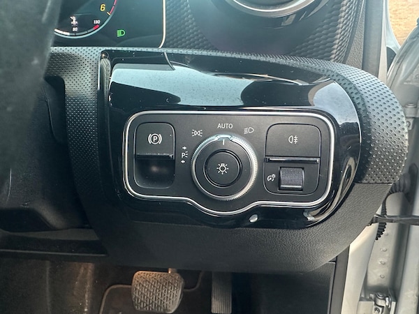 Used Mercedes-Benz A-Class 2019 for sale - 76250713: Photo 24