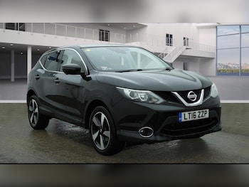 Used Nissan Qashqai 2016 for sale - 76477476: Photo