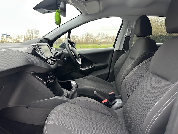 Used Peugeot 208 2019 for sale - 75730677: Photo 13