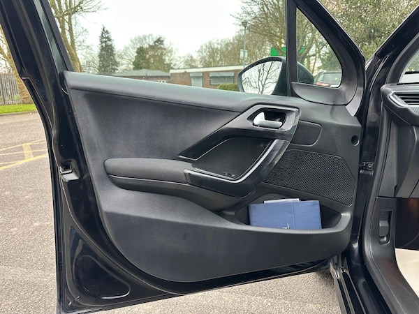 Used Peugeot 208 2019 for sale - 75730677: Photo 14