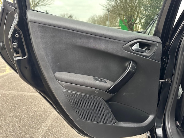 Used Peugeot 208 2019 for sale - 75730677: Photo 17