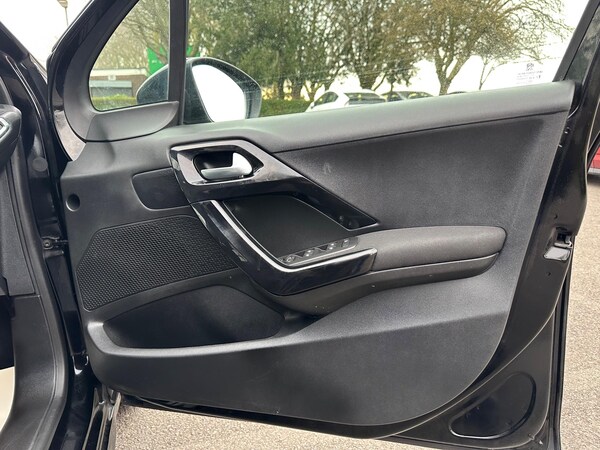 Used Peugeot 208 2019 for sale - 75730677: Photo 26