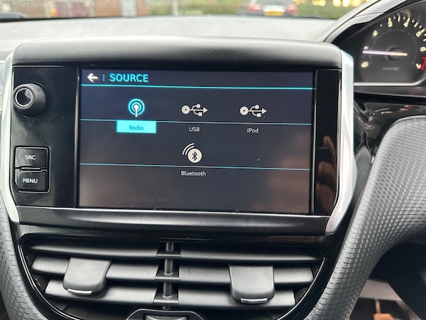 Used Peugeot 208 2019 for sale - 75730677: Photo 39