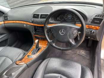 Used Mercedes-Benz E-Class 2004 for sale - 74884039: Photo