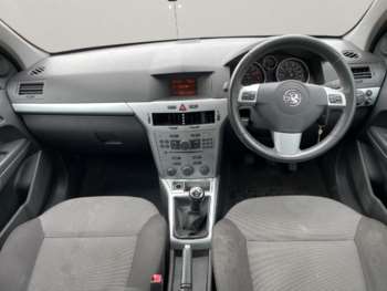 Used Vauxhall Astra 2010 for sale - 74361224: Photo