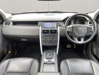 Used Land Rover Discovery Sport 2017 for sale - 74353300: Photo