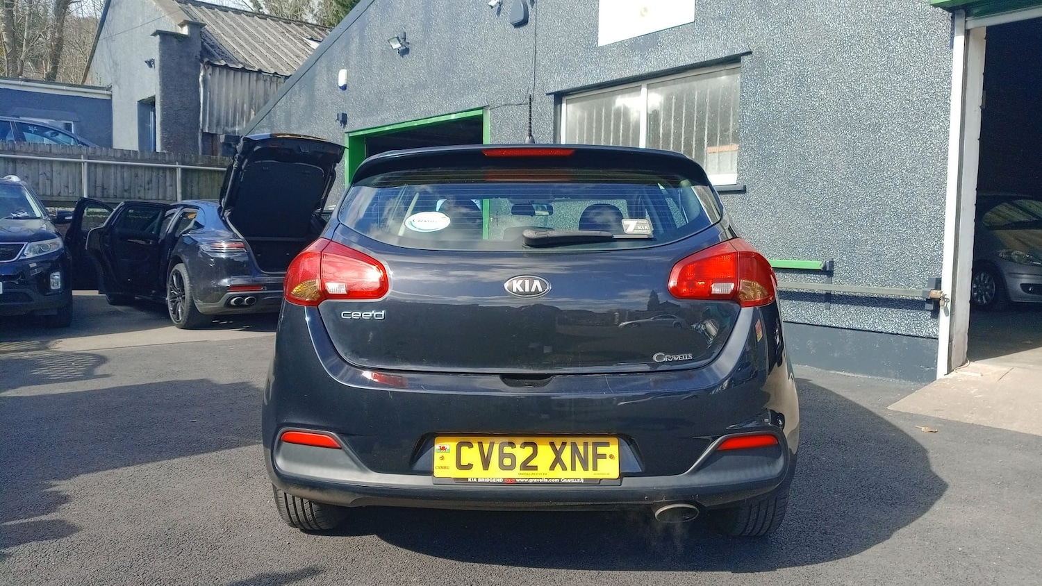 Vehicle 6