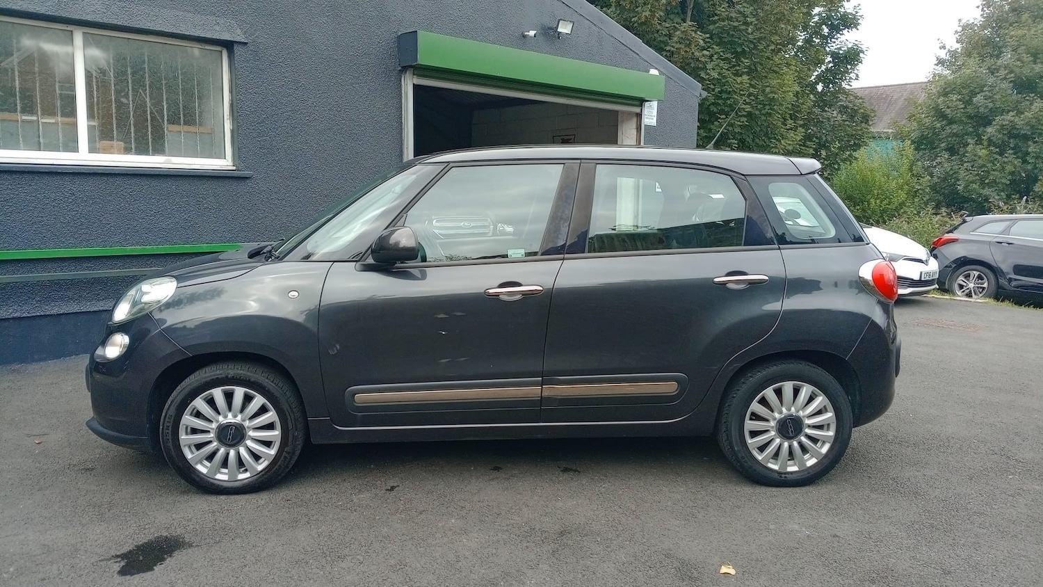 Vehicle 9