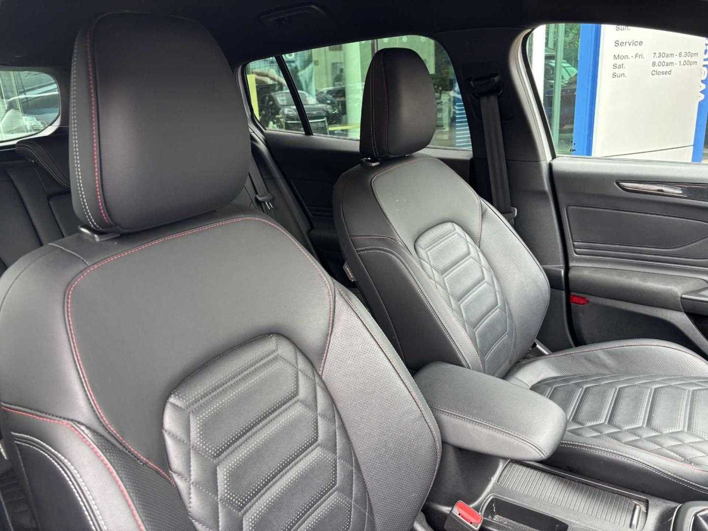 Used Ford Focus 2023 for sale - 76868436: Photo 11