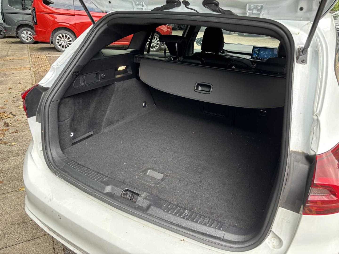 Used Ford Focus 2023 for sale - 76868436: Photo 22