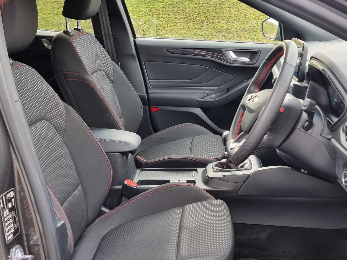 Used Ford Focus 2022 for sale - 76466390: Photo 12