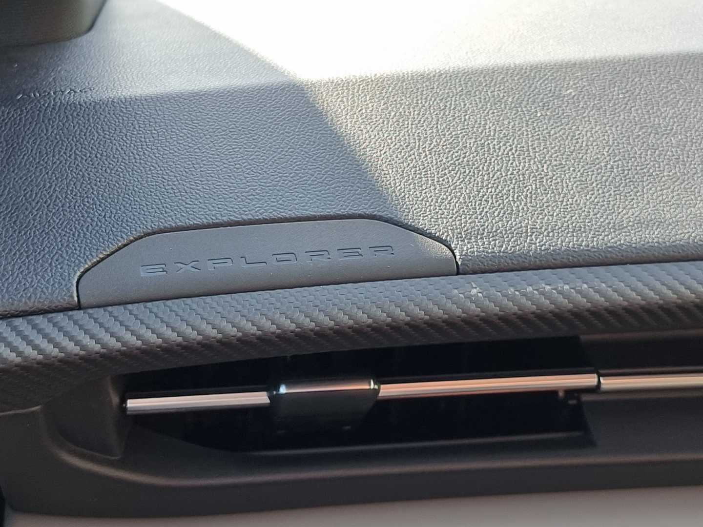 Used Ford Explorer 2024 for sale - 76868970: Photo 20