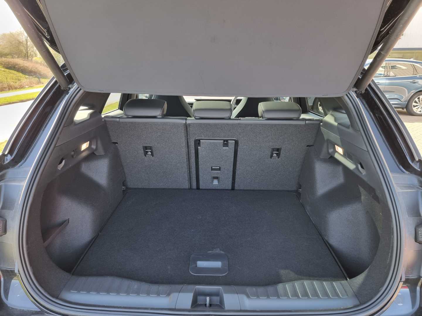 Used Ford Explorer 2024 for sale - 76868970: Photo 9