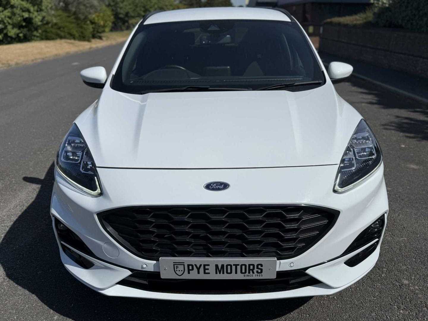 Used Ford Kuga 2022 for sale - 76593789: Photo 2