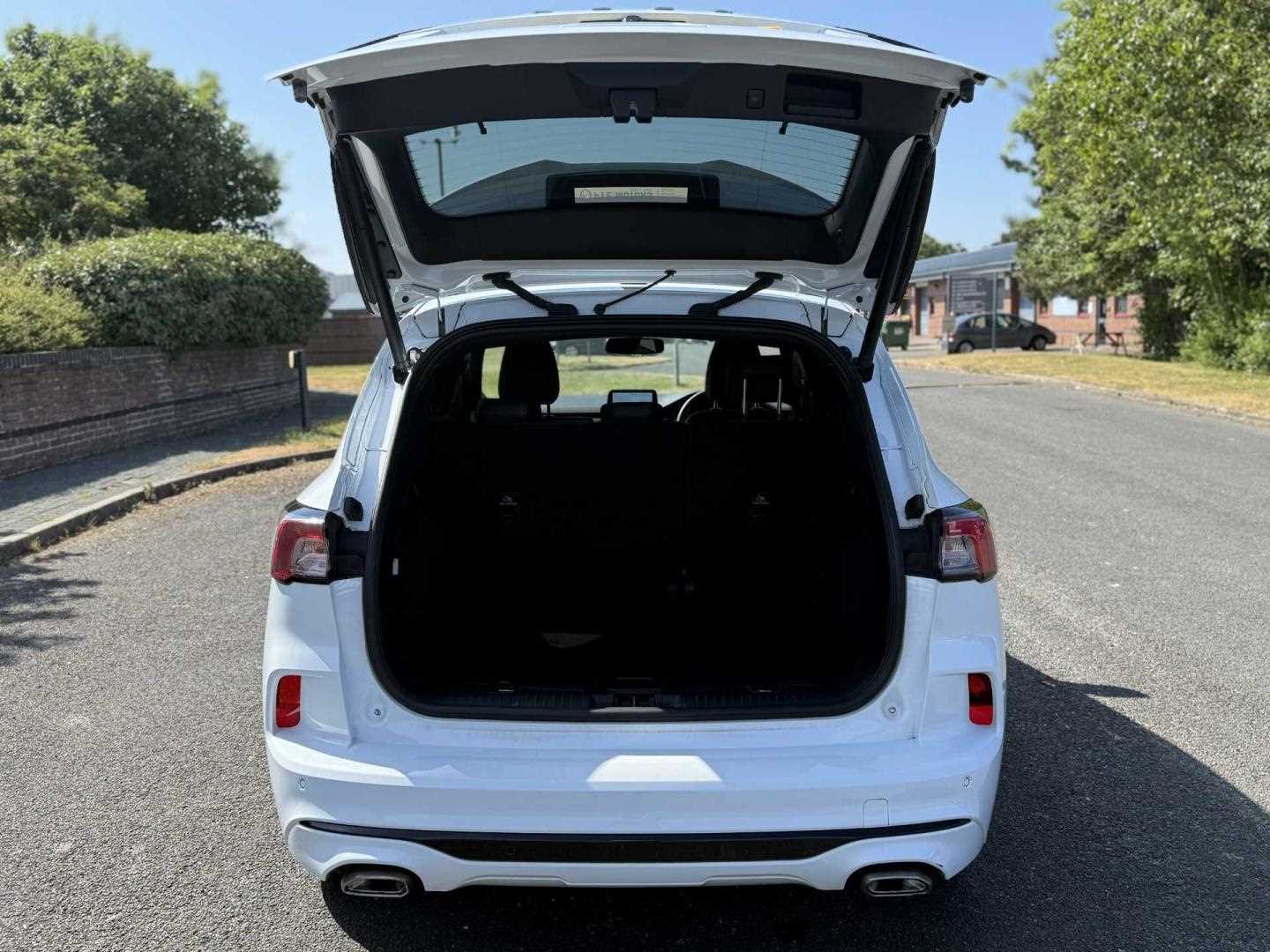 Used Ford Kuga 2022 for sale - 76593789: Photo 9