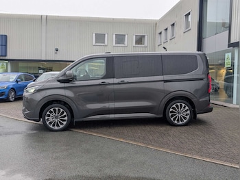 Used Ford Tourneo Custom 2025 for sale - 77178081: Photo