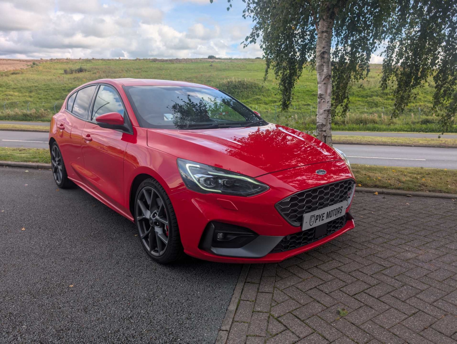 Used Ford Focus 2019 for sale - 76466150: Photo 2