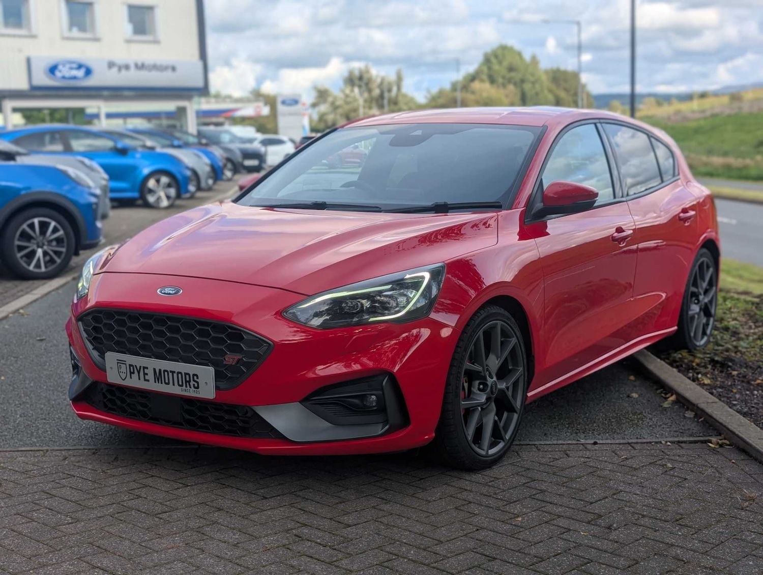Used Ford Focus 2019 for sale - 76466150: Photo 4