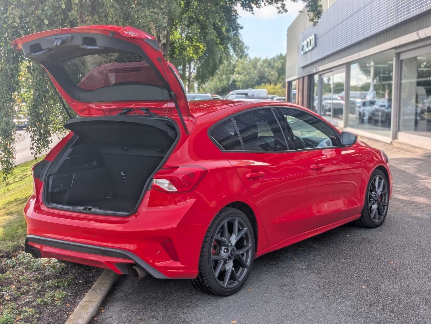 Used Ford Focus 2019 for sale - 76466150: Photo 5