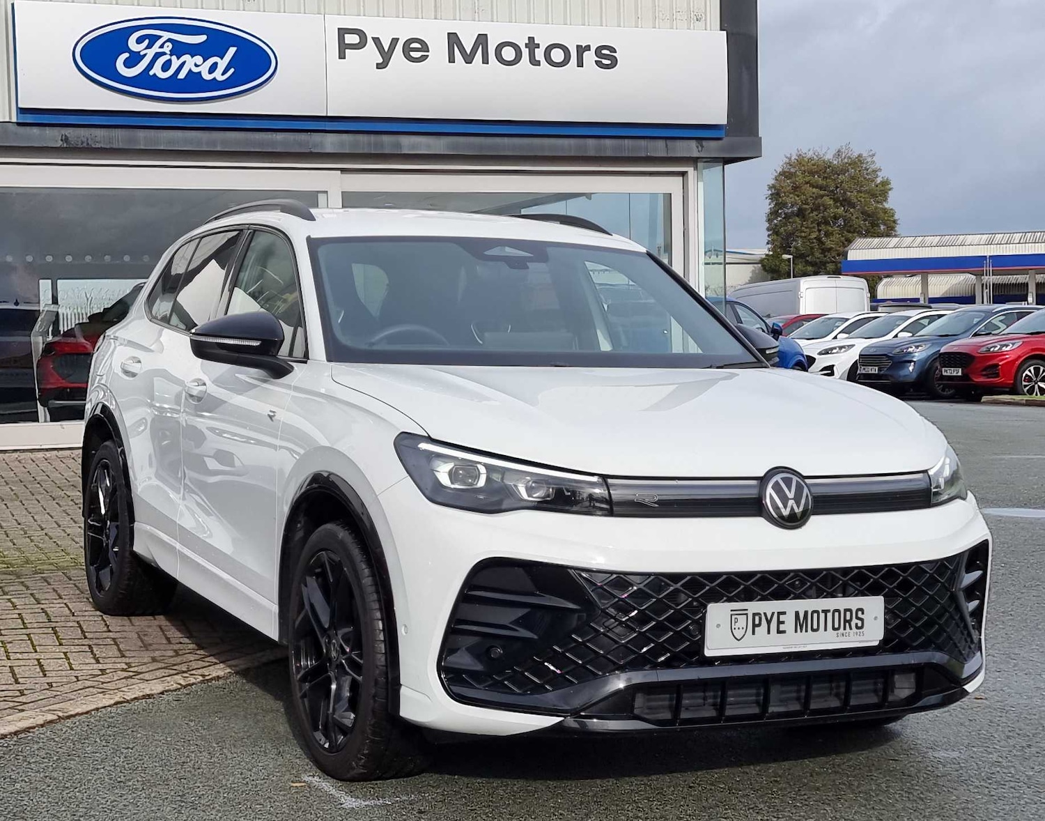 Used Volkswagen Tiguan 2024 for sale - 76466213: Photo 1