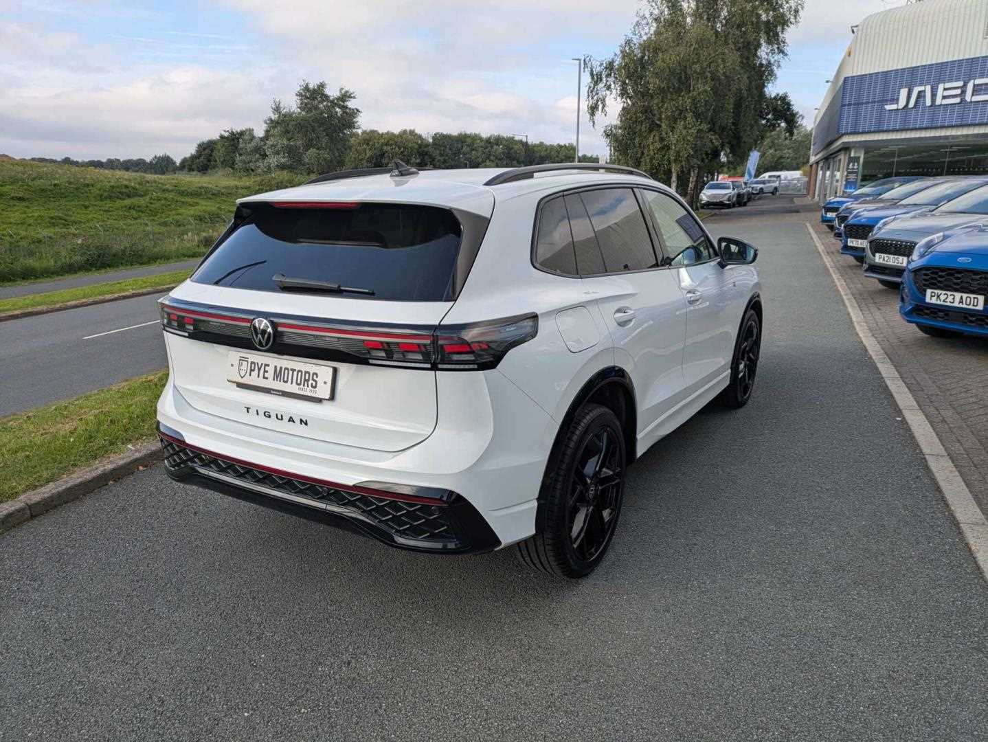 Used Volkswagen Tiguan 2024 for sale - 76466213: Photo 8