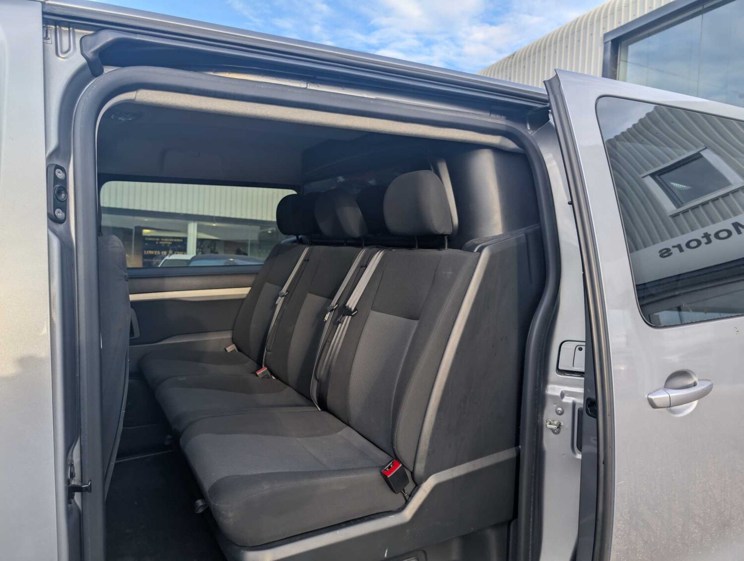 Used Peugeot Expert 2020 for sale - 76466505: Photo 4