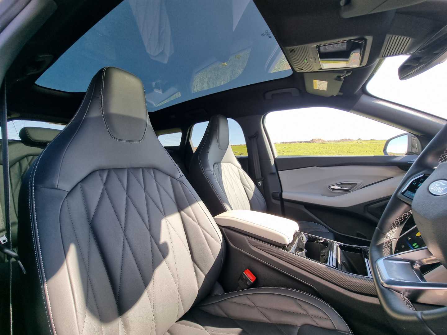 Used Ford Explorer 2024 for sale - 76466537: Photo 26