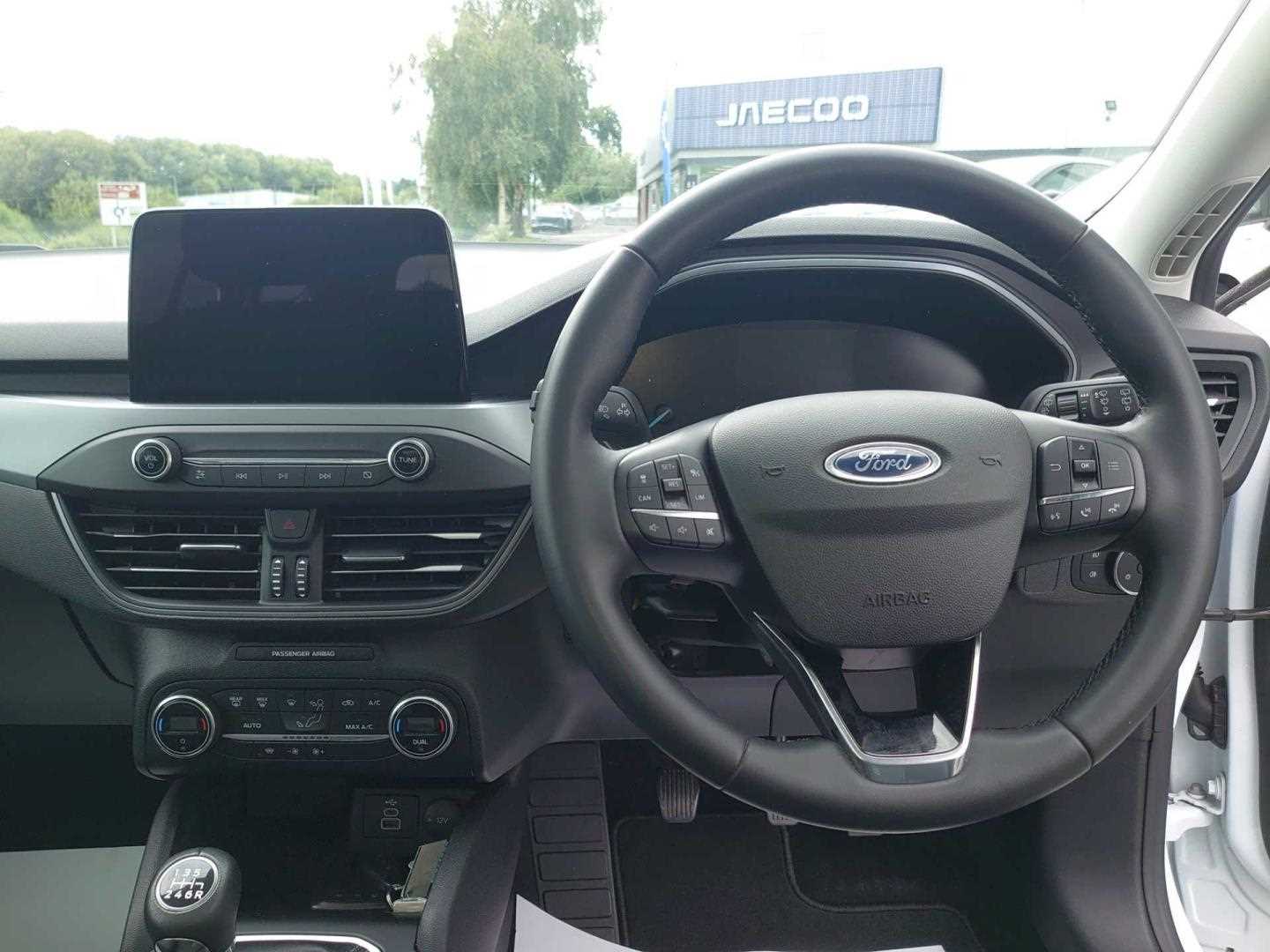 Used Ford Focus 2023 for sale - 76869335: Photo 11