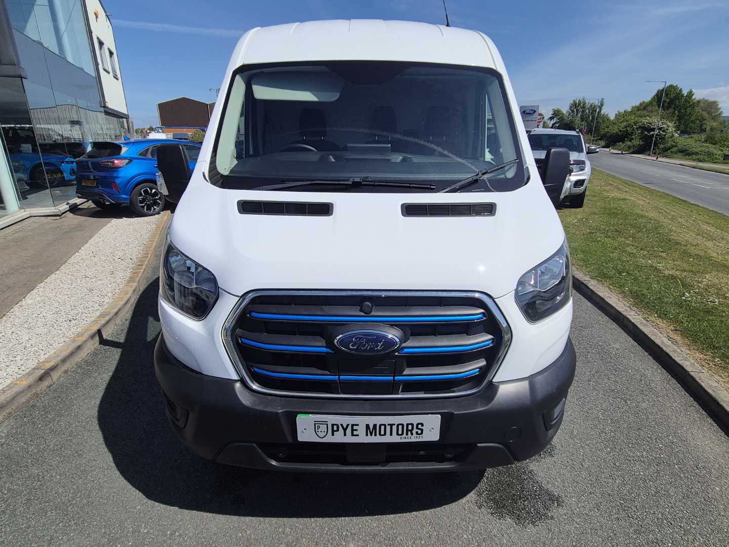 Used Ford Transit 2024 for sale - 76869284: Photo 3
