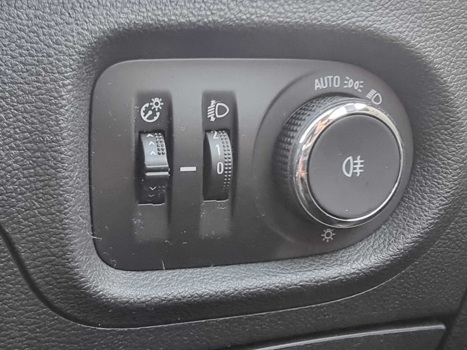 Used Vauxhall Astra 2017 for sale - 76466575: Photo 16