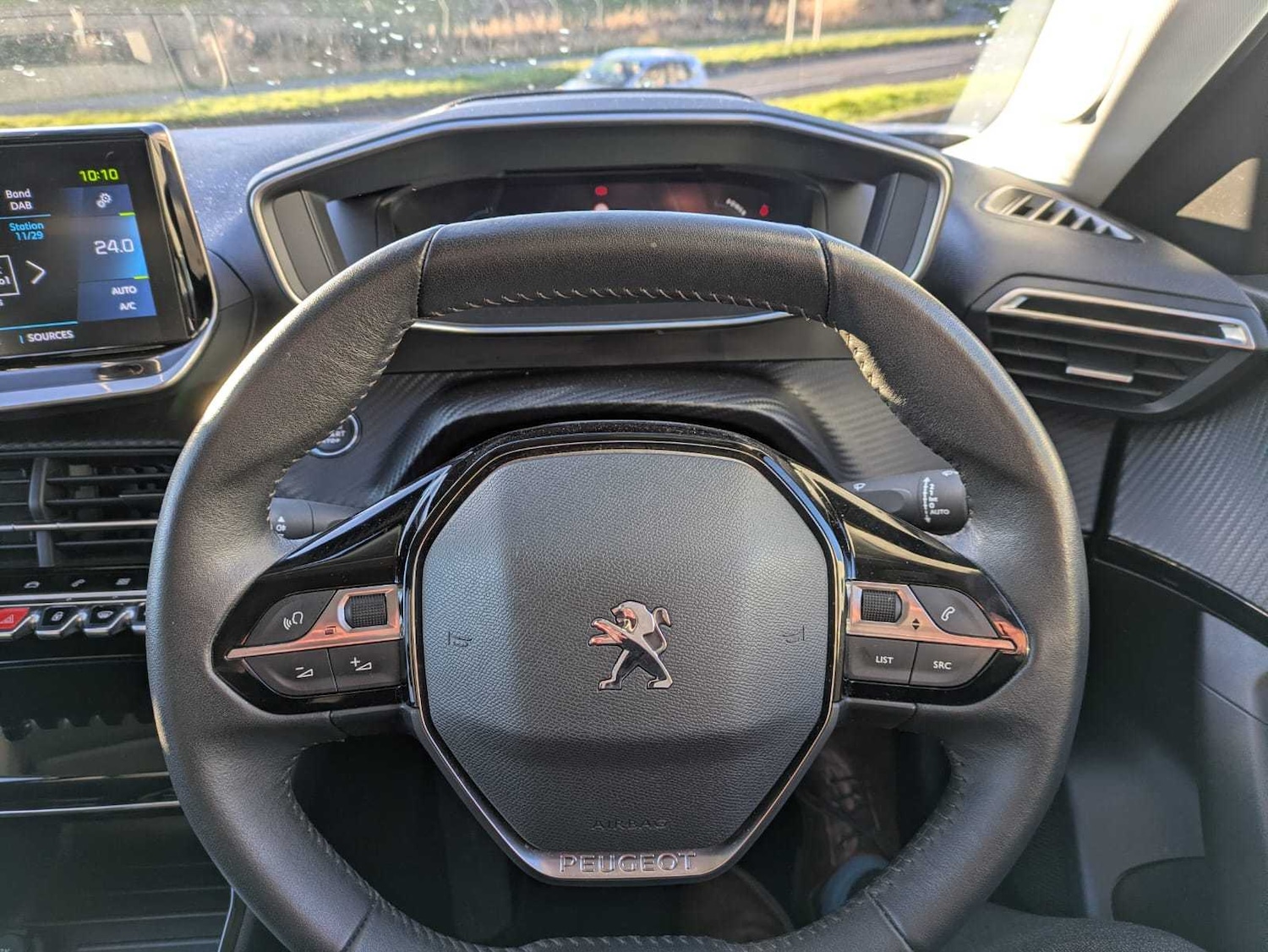 Used Peugeot 2008 2022 for sale - 77116027: Photo 11